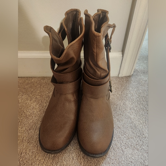 Mossimo Supply Co. Shoes - Mossimo Supply Co Womens Size 9-1/2 Brown Boots - Worn Once